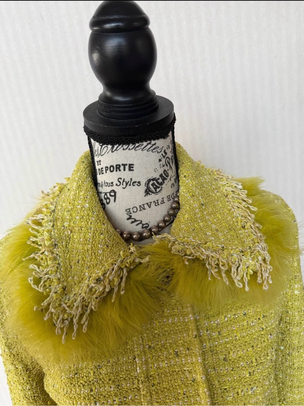 St. John couture skirt suit with REAL POCKETS! Subtle sparkle. - Picture 2 of 3